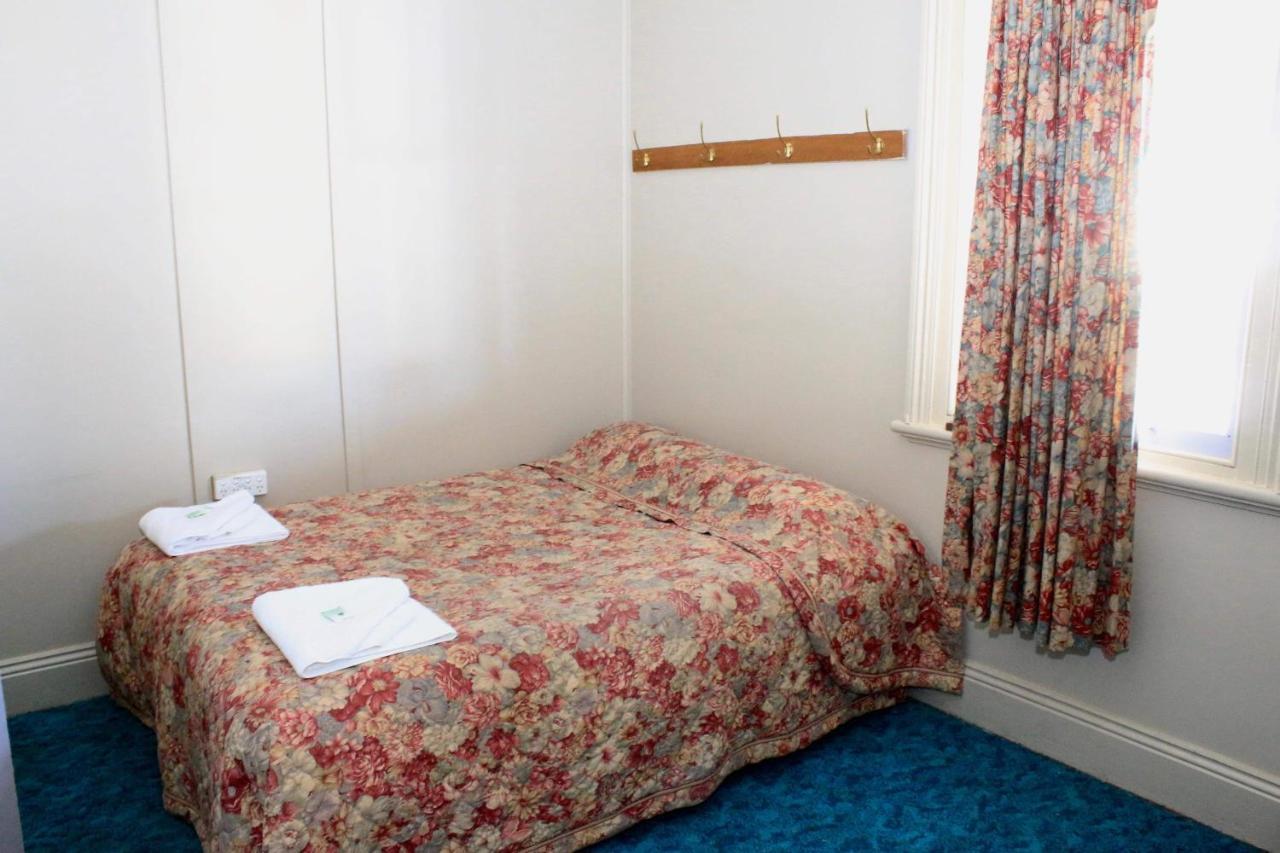 Club Hotel Glen Innes Eksteriør bilde