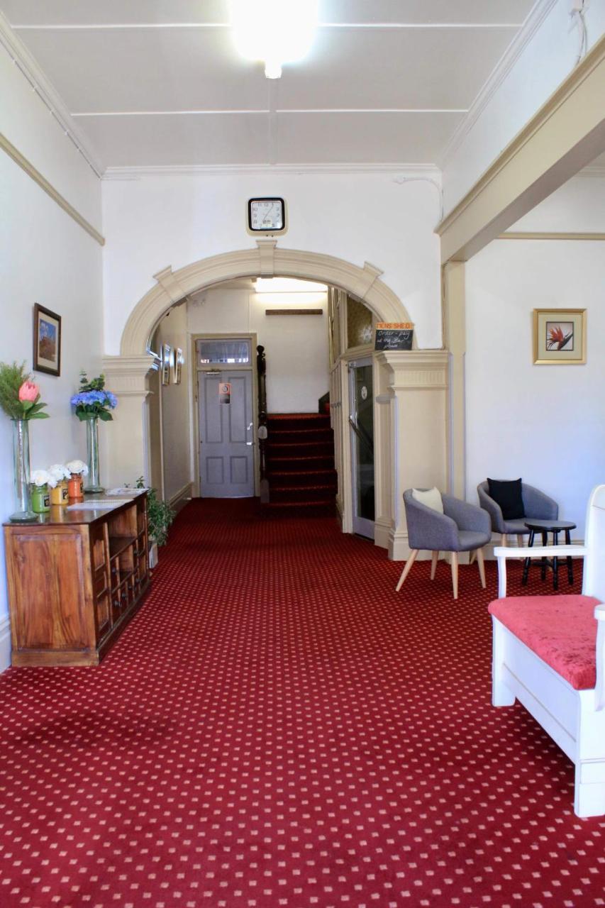 Club Hotel Glen Innes Eksteriør bilde